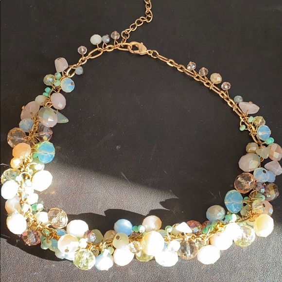 ❤️3 for $25❤️ Multi colour beaded chocker necklace - Picture 1 of 1